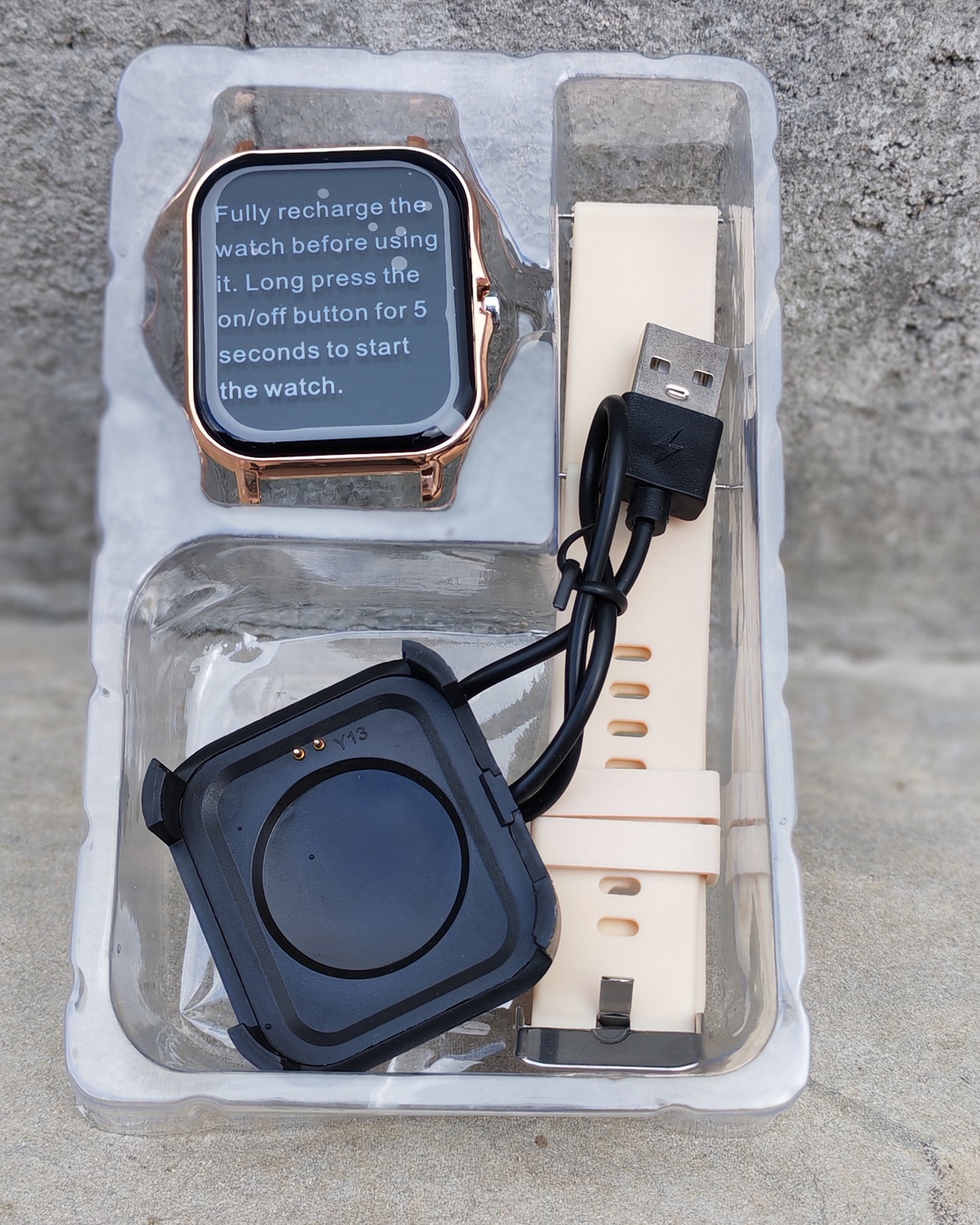 Smart Watch – HD Display with Fitness Tracking & Smart Notifications