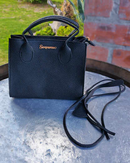 Elegant Everyday Handbag – Compact Design with Spacious Storage